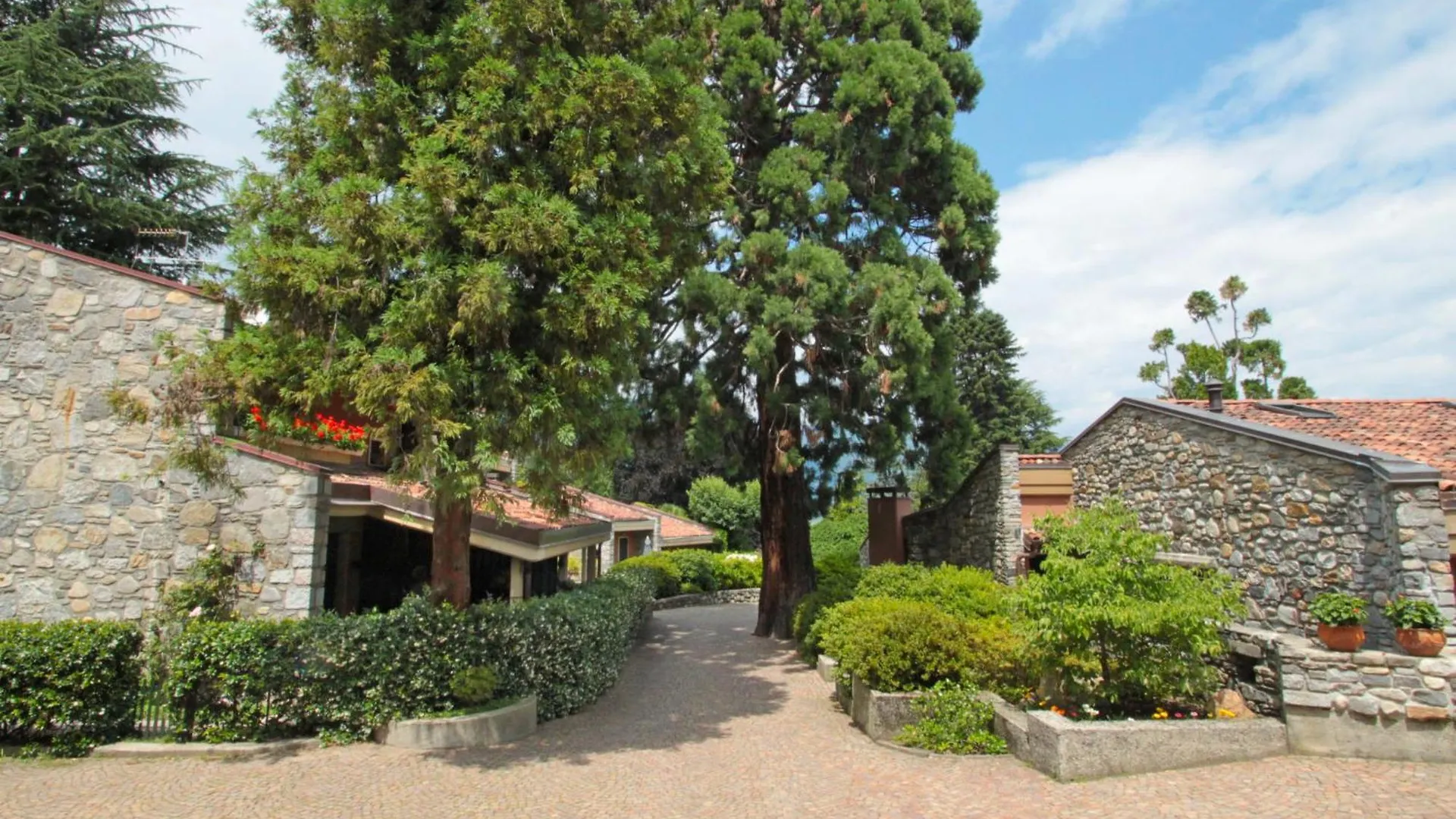 Holiday Home Azalea By Interhome Porto Valtravaglia Itálie