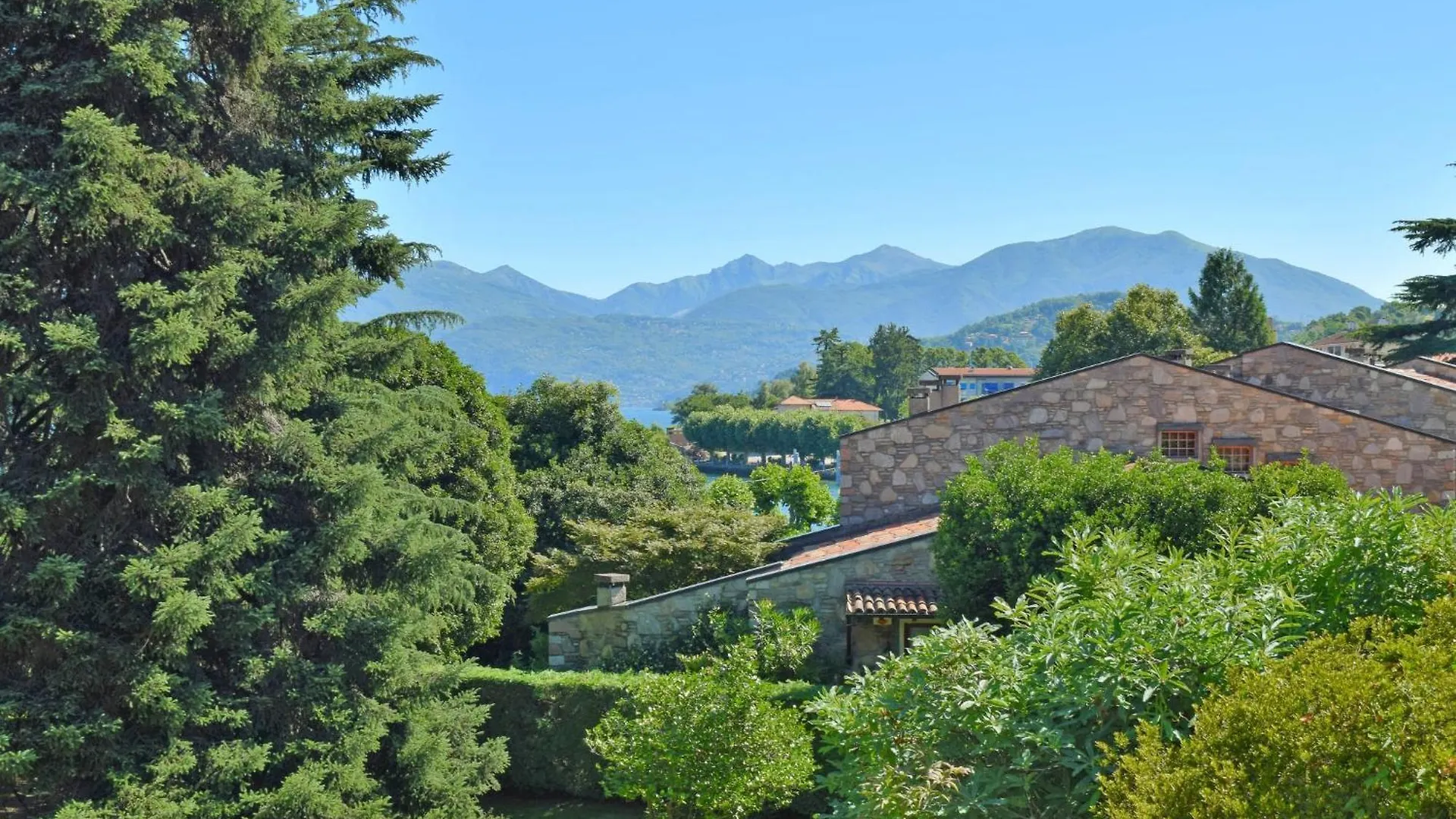 Holiday Home Azalea By Interhome Porto Valtravaglia 0*,  Italy