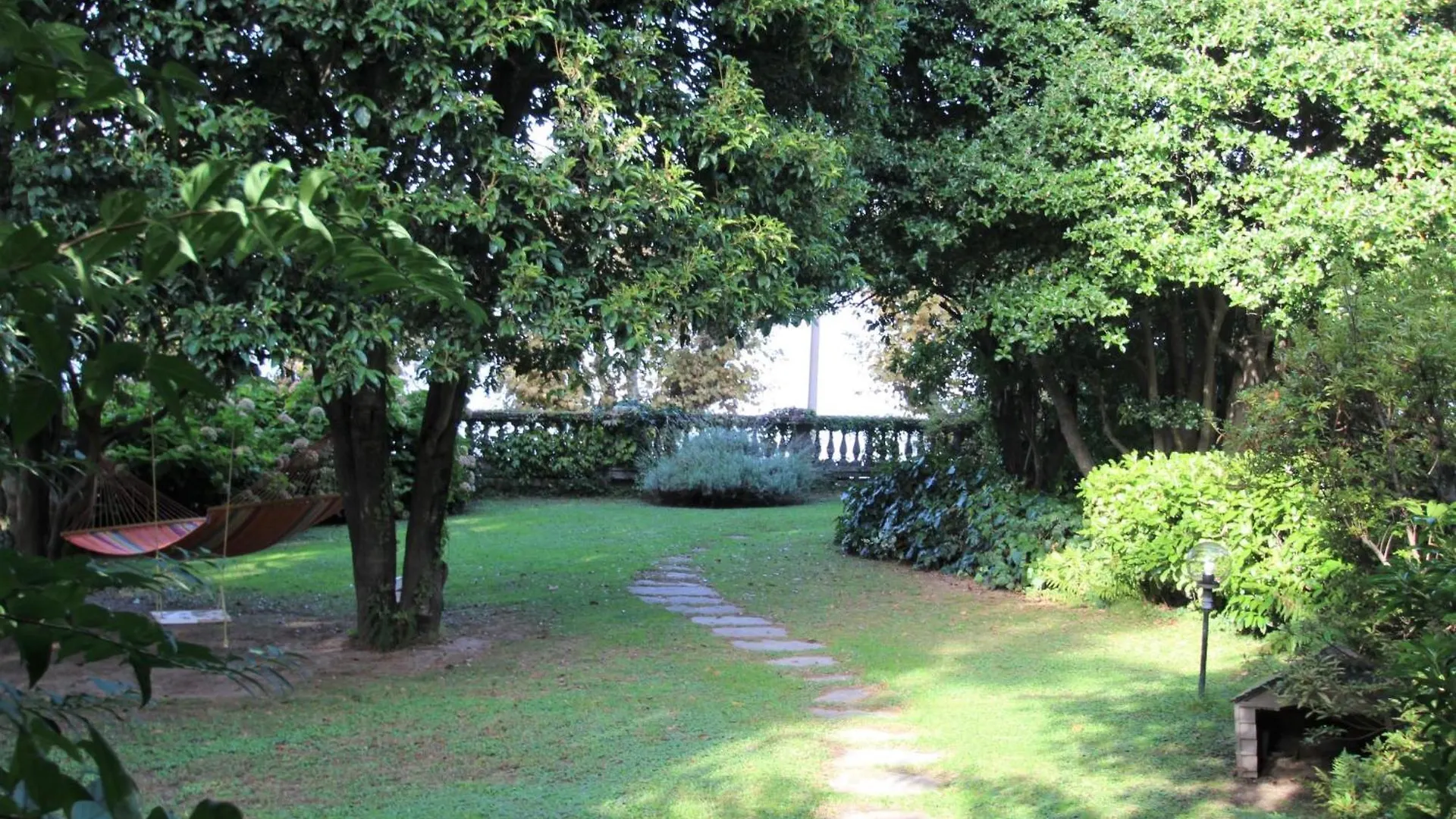 Holiday Home Azalea By Interhome Porto Valtravaglia Itálie